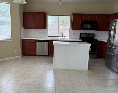 11627 Swiftwater Bridge Lane - Photo Thumbnail 5