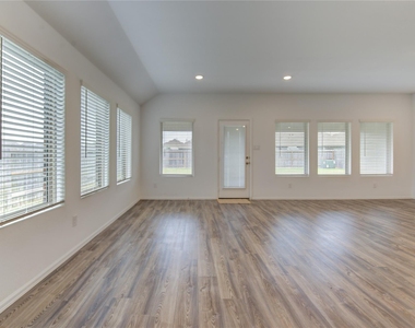 2554 Olivine Stone Drive - Photo Thumbnail 20