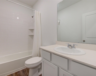 2554 Olivine Stone Drive - Photo Thumbnail 7