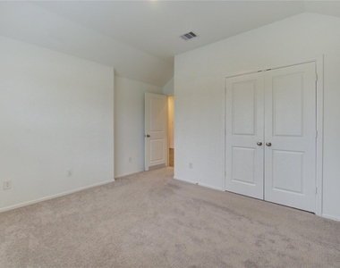 2554 Olivine Stone Drive - Photo Thumbnail 4
