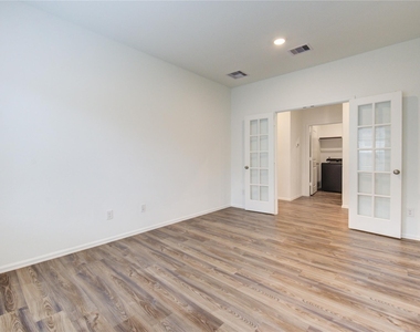 2554 Olivine Stone Drive - Photo Thumbnail 12