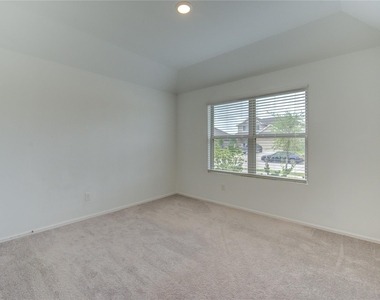 2554 Olivine Stone Drive - Photo Thumbnail 3
