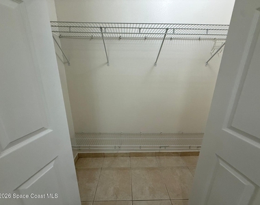 1625 Sunny Brook Lane Ne - Photo Thumbnail 8