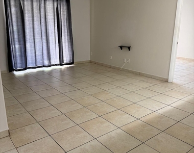 1625 Sunny Brook Lane Ne - Photo Thumbnail 3