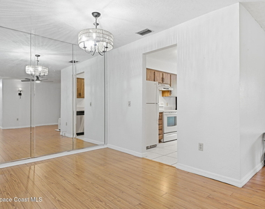 9020 York Lane - Photo Thumbnail 24