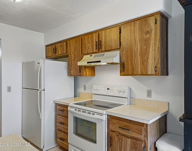 9020 York Lane - Photo Thumbnail 27