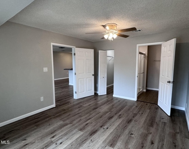 2137 Laden Road - Photo Thumbnail 7