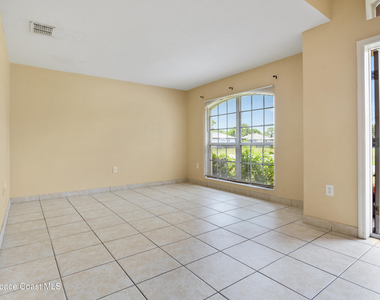 1406 Martinez Street Se - Photo Thumbnail 3