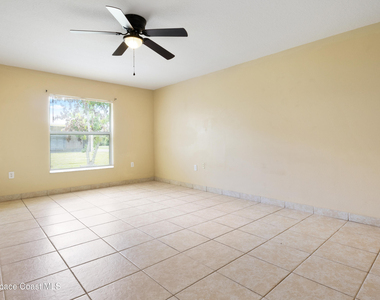 1406 Martinez Street Se - Photo Thumbnail 10