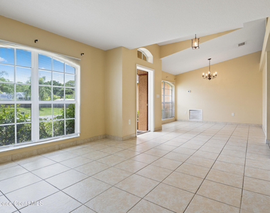 1406 Martinez Street Se - Photo Thumbnail 4