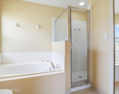 1406 Martinez Street Se - Photo Thumbnail 14