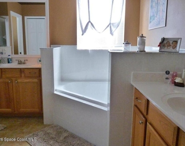 4591 Portage Trail - Photo Thumbnail 13