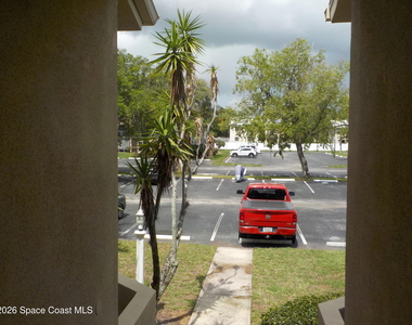1641 Ne Sunny Brook Lane Ne - Photo Thumbnail 6