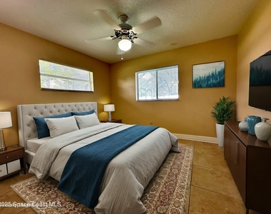 1084 Herne Avenue Ne - Photo Thumbnail 17
