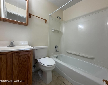 823 Angela Avenue - Photo Thumbnail 12