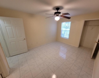 36321 Stonewood Lane - Photo Thumbnail 12