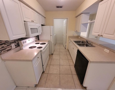 36321 Stonewood Lane - Photo Thumbnail 5