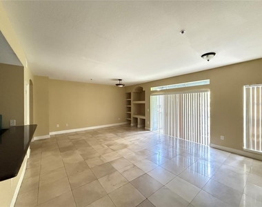 13212 Arbor Isle Drive - Photo Thumbnail 4