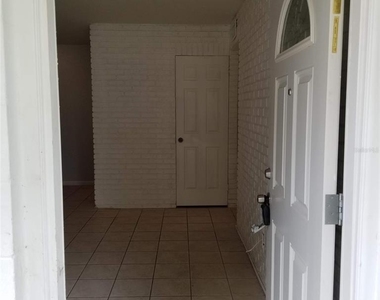 6717 Mornay - Photo Thumbnail 6