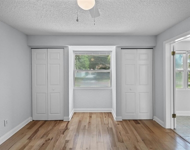 814 W Indiana Avenue - Photo Thumbnail 22