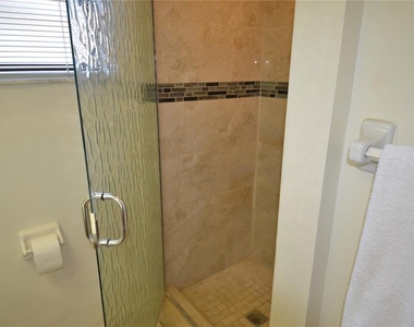 336 Woodlake Wynde - Photo Thumbnail 17