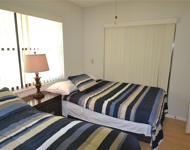 336 Woodlake Wynde - Photo Thumbnail 20