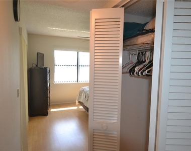 336 Woodlake Wynde - Photo Thumbnail 28