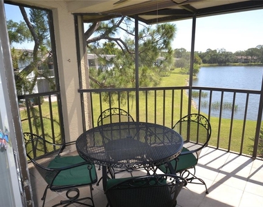 336 Woodlake Wynde - Photo Thumbnail 9