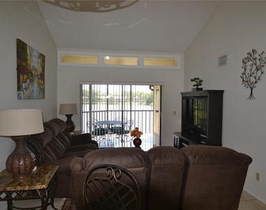 336 Woodlake Wynde - Photo Thumbnail 5
