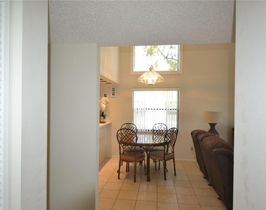 336 Woodlake Wynde - Photo Thumbnail 13