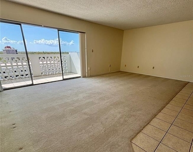 2401 Bayshore Boulevard - Photo Thumbnail 6