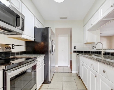 6319 S Church Avenue - Photo Thumbnail 6