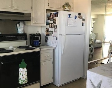 9 Forbes Place - Photo Thumbnail 2