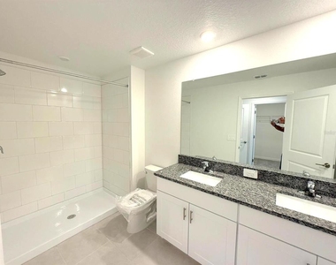 10375 Trumpet Honeysuckle Way - Photo Thumbnail 9