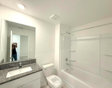 10375 Trumpet Honeysuckle Way - Photo Thumbnail 8