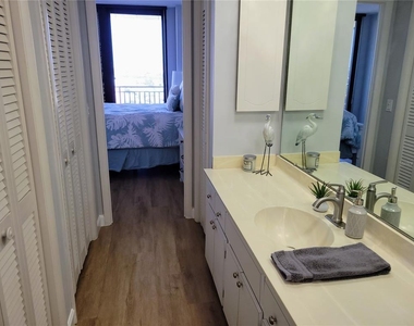 3820 Gulf Boulevard - Photo Thumbnail 30