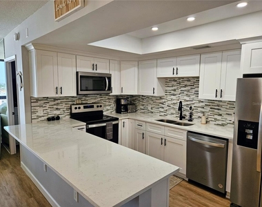 3820 Gulf Boulevard - Photo Thumbnail 14