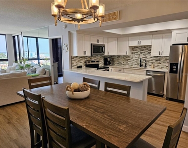 3820 Gulf Boulevard - Photo Thumbnail 11