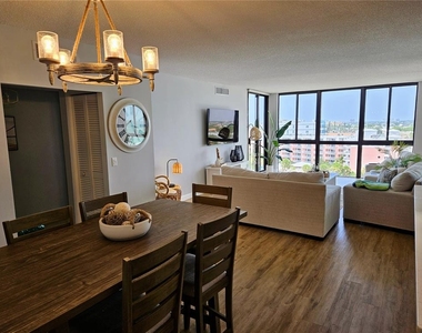 3820 Gulf Boulevard - Photo Thumbnail 10