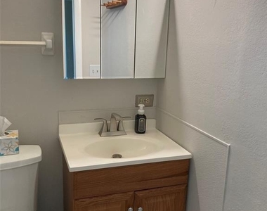 5725 80th Street N - Photo Thumbnail 23