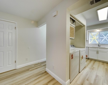 283 Gardner Lane - Photo Thumbnail 12