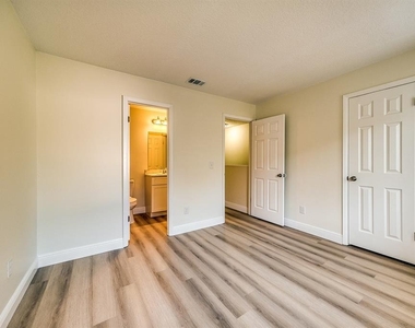 283 Gardner Lane - Photo Thumbnail 21