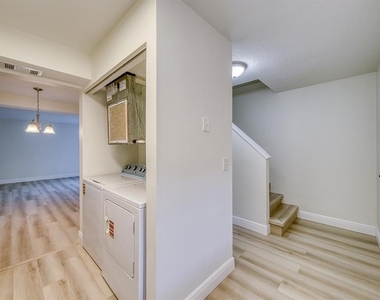 283 Gardner Lane - Photo Thumbnail 11
