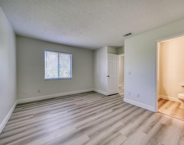 283 Gardner Lane - Photo Thumbnail 25