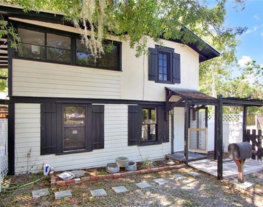 658 Avenue B Nw - Photo Thumbnail 1