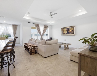 6176 Sw 73rd Terrace - Photo Thumbnail 5
