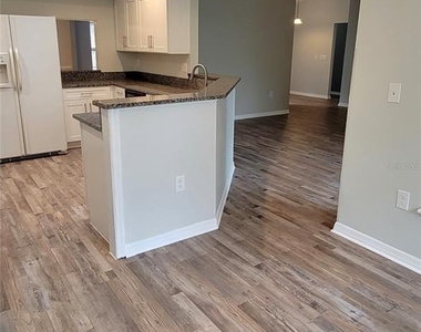 991 Autumn Glen Lane - Photo Thumbnail 18
