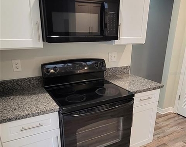 991 Autumn Glen Lane - Photo Thumbnail 16