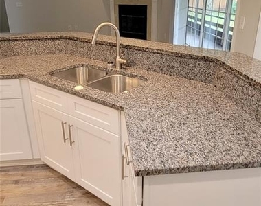 991 Autumn Glen Lane - Photo Thumbnail 14
