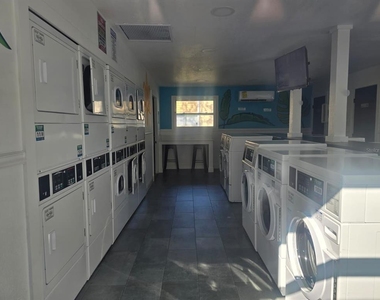 902 Lake Destiny Road - Photo Thumbnail 15